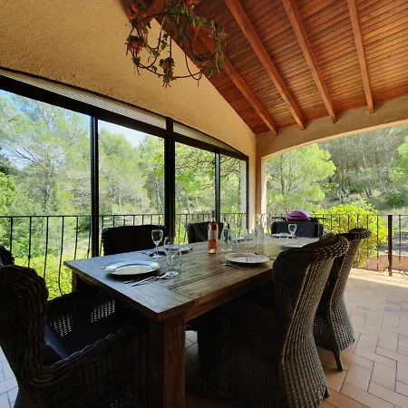 Villa Le Reve De *
